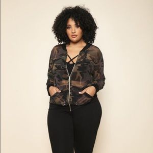🚨LAST ONE 🚨Plus Size Camouflage Sheet Bomber zip up jacket